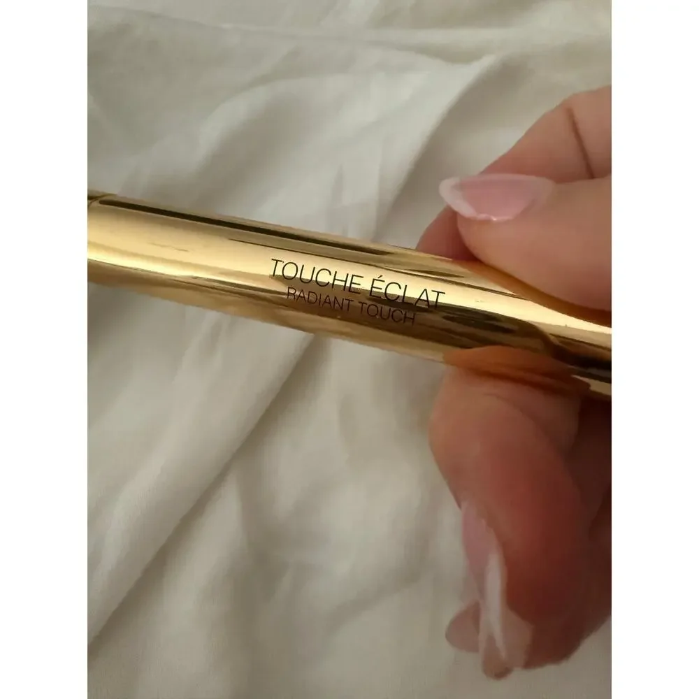 NWOB YSL Touche Eclat Neutralizer Colour Corrector - # 2 Vert Green - Full Size
